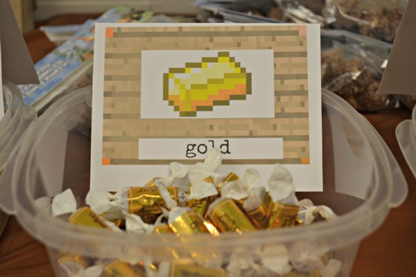 minecraft gold party treat