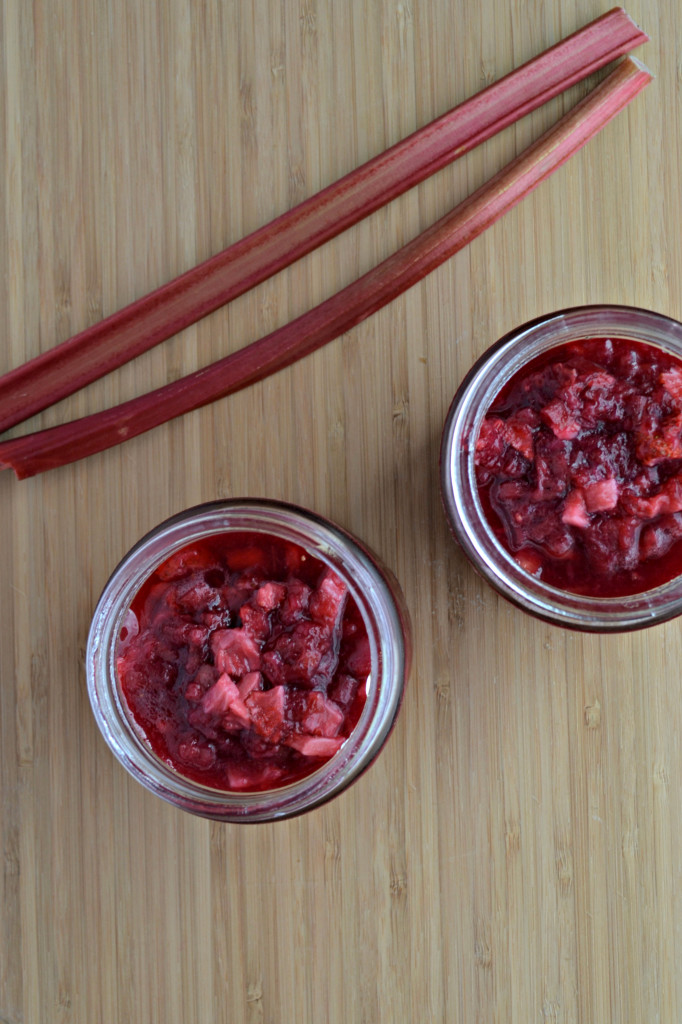 easy recipe for strawberry rhubarb jam that will keep in your fridge (no need to do any canning)