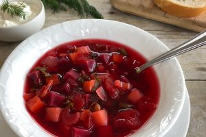 A delicious and filling vegetable beet borscht